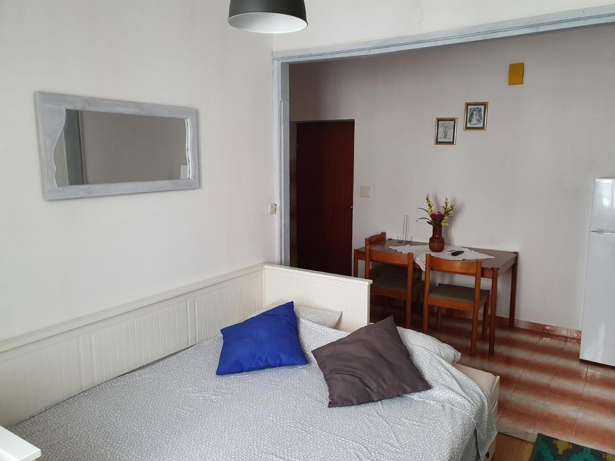 Aenona Sunny Apartment Vrsi Exterior photo